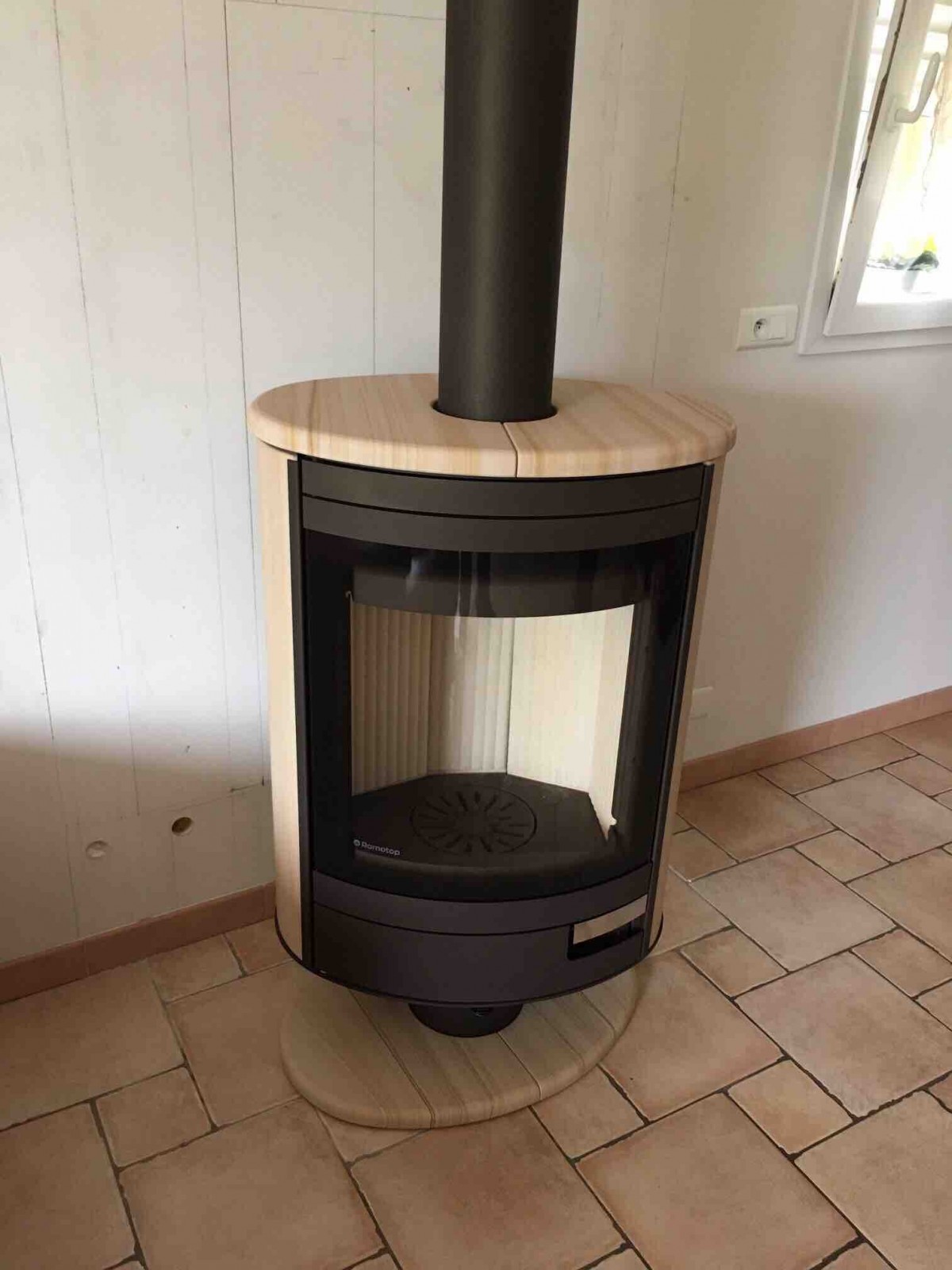 Installateur de poêle à bois RGE avec crédit d'impôts près de Tourves var