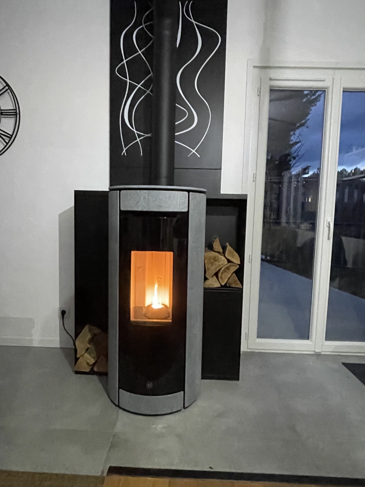 Poêles mixtes bi fuel ou hybride comment ça fonctionne ? 
installateur depuis 25 ans dans le Var 83
