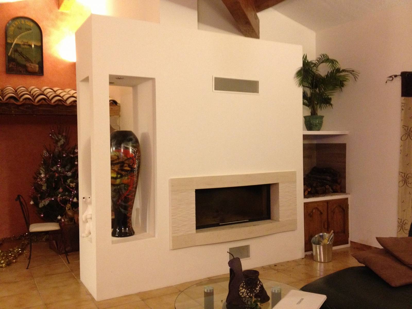VIDEO installateur de cheminée sur mesure dans le VAR saint Maximin Brignoles 83