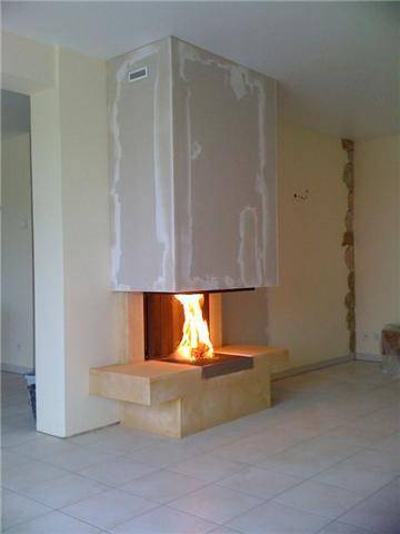 VIDEO installateur de cheminée sur mesure dans le VAR saint Maximin Brignoles 83