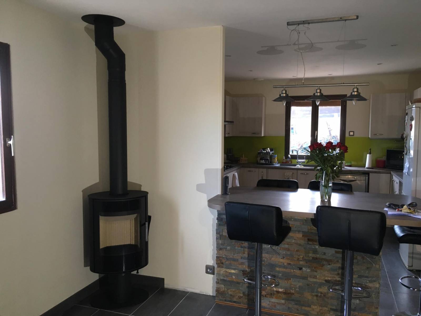 Distributeur OFFICIEL poêles à bois design de qualité ROMOTOP sur Saint Maximin dans le Var 83