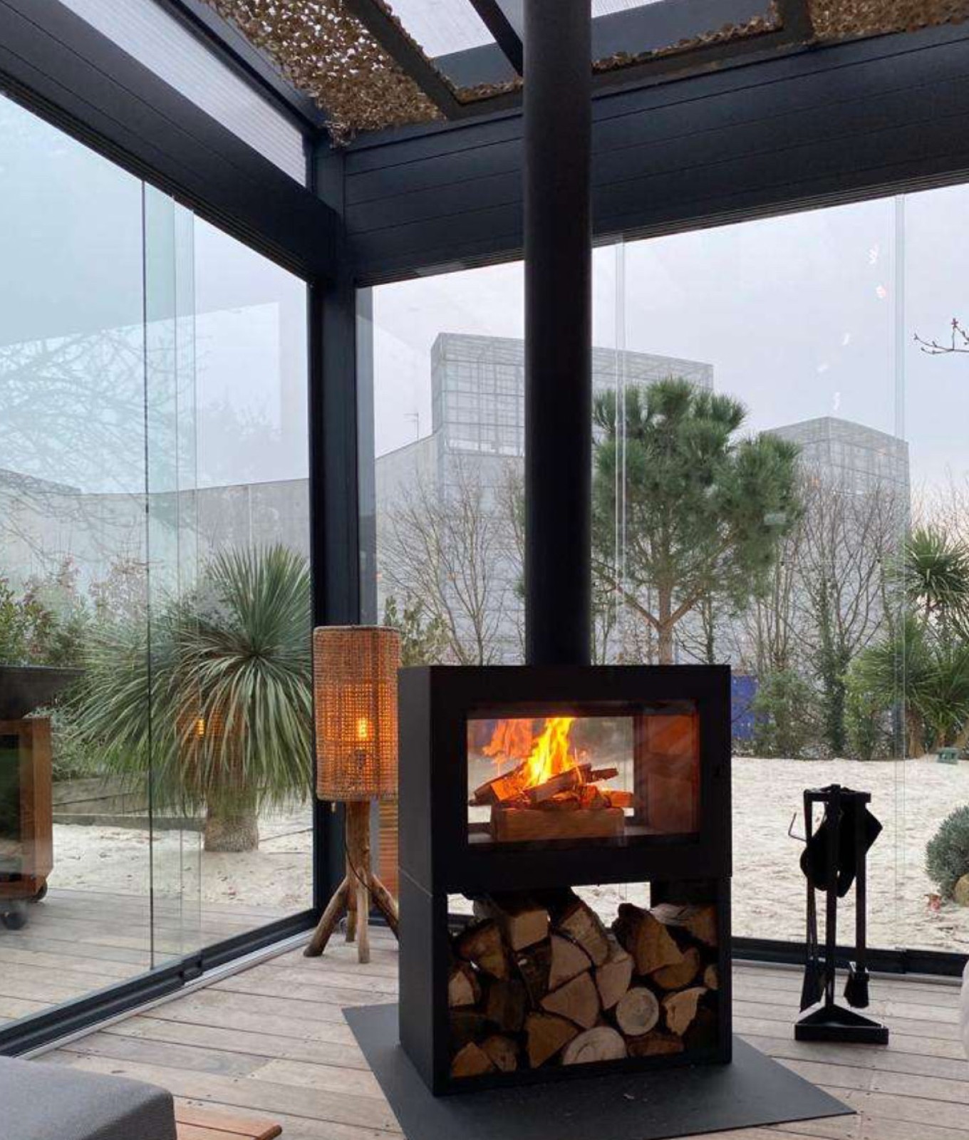 Poêle à Bois Suspendu VYROSA de fabrication Française dans le Var 83 