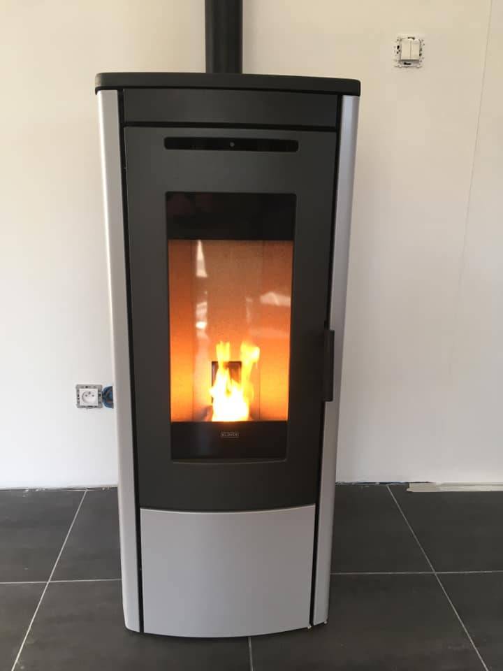 Poêle à granulés Klover soft 80 gris aubagne
