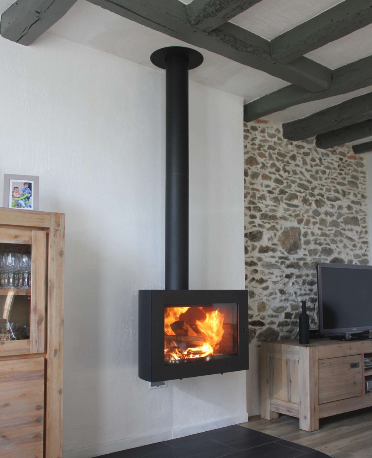 Poêle à Bois Suspendu VYROSA de fabrication Française dans le Var 83 