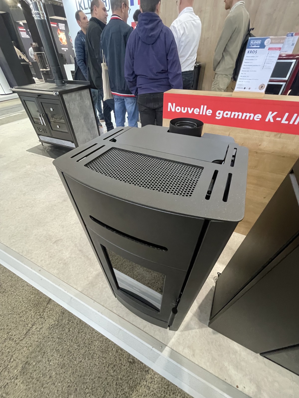 Présentation du nouveau poêle à granulés KLOVER KROS 2025 sur Saint Maximin la sainte baume 83