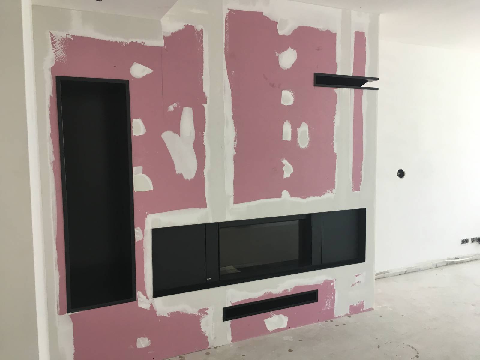 installation sur mesure cheminée bois foyer fermé AUBAGNE près de Saint Maximin la sainte baume