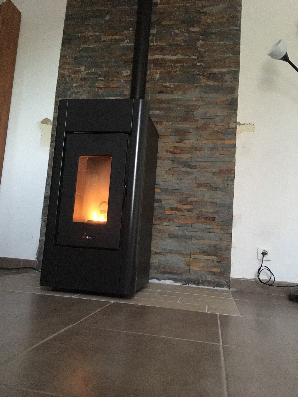 Poêle à pellets Cadel sweet3 sc6 laudevco programmable à distance avec kit wifi Brignoles dans le var