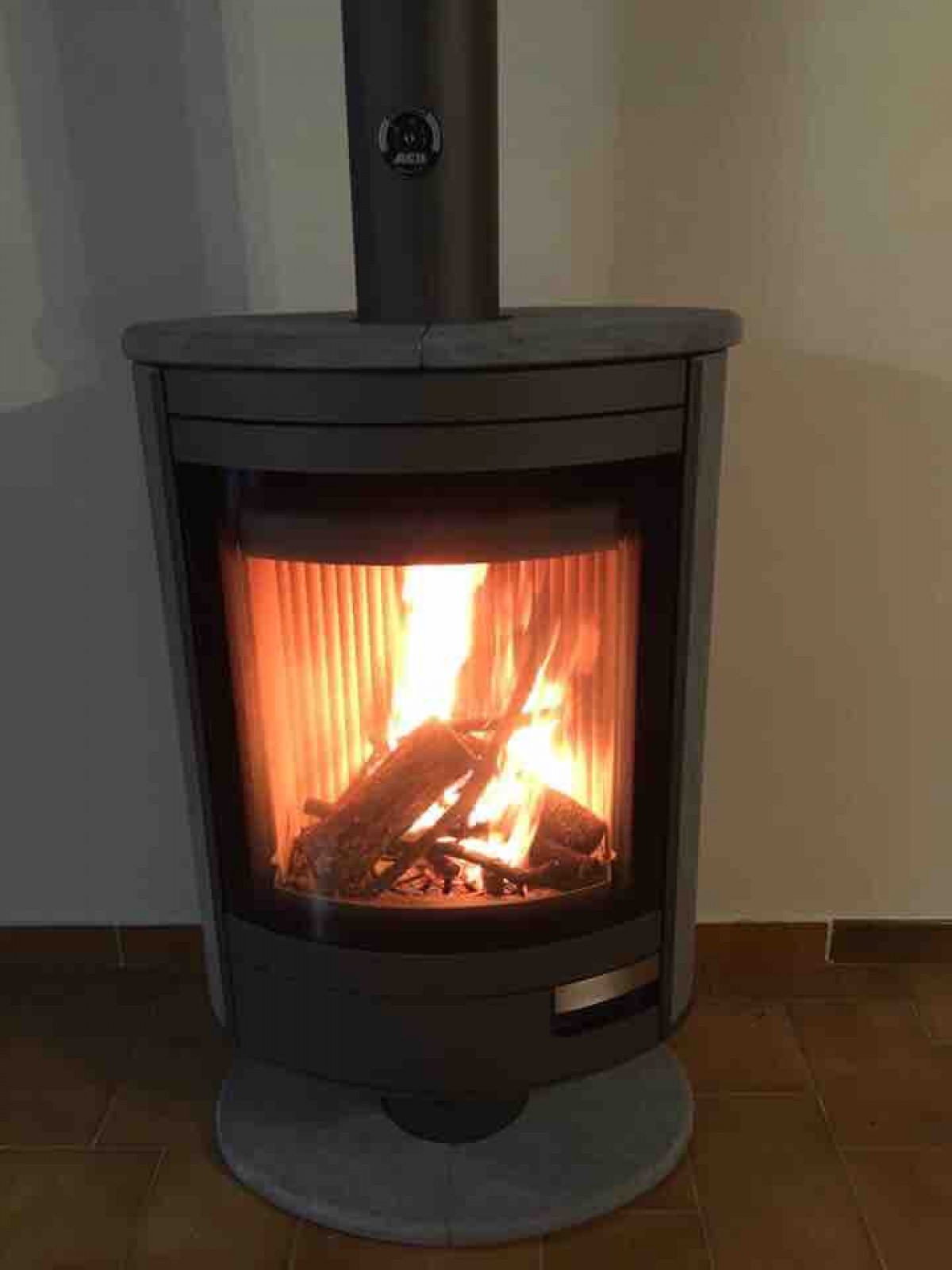 Faire des économies d'énergies en installant un poêle à bois Mazaugues var