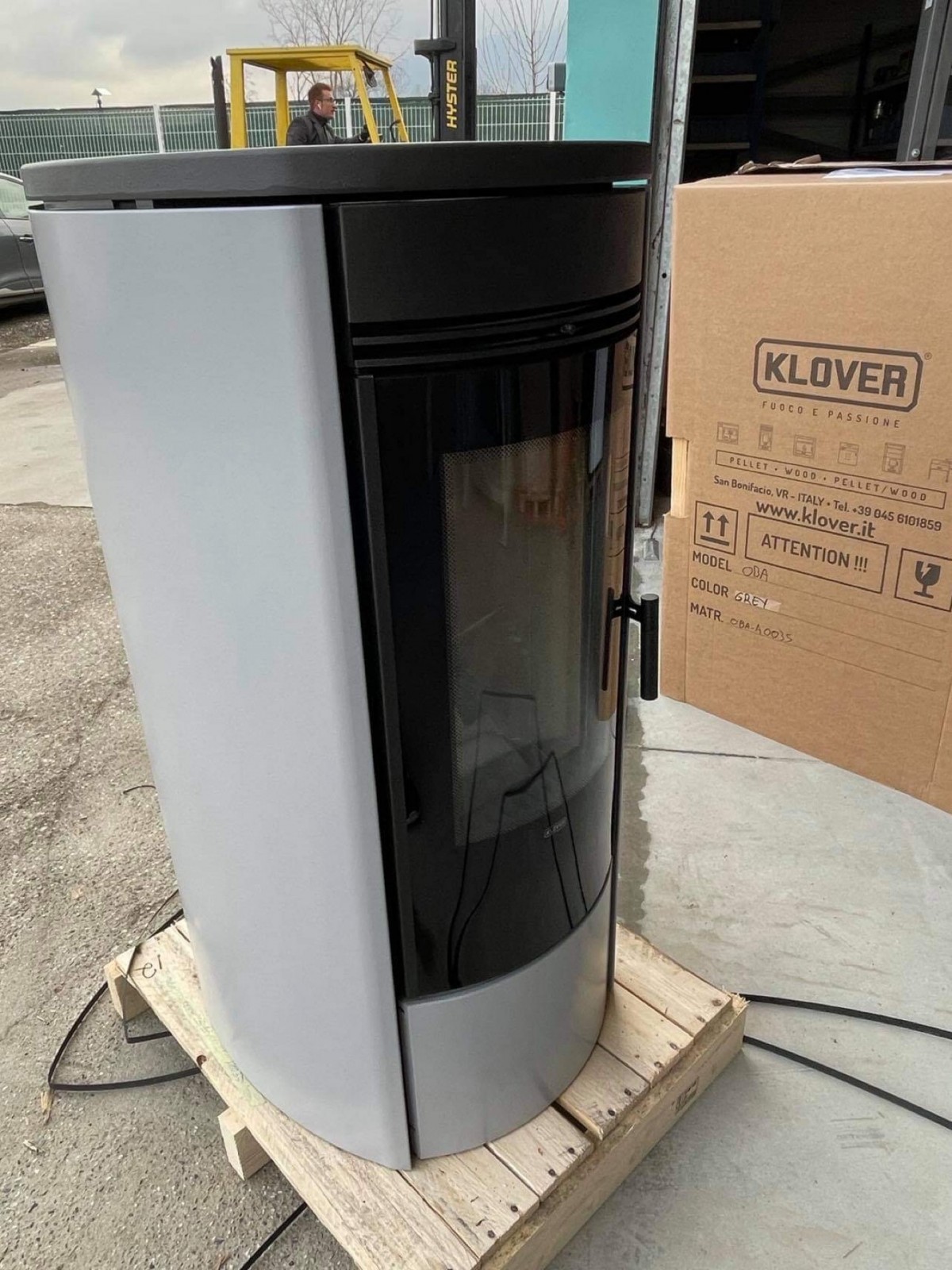 klover oblo soft poele à granulés rond wifi brasier autonettoyant saint maximin dans le Var 83