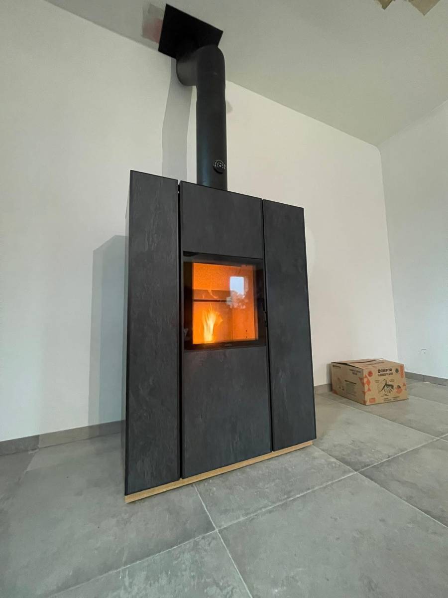 Nobis UNICA poele mixte hybride VAR Saint maximin 83