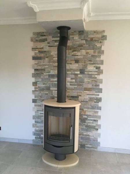 Distributeur OFFICIEL poêles à bois design de qualité ROMOTOP sur Saint Maximin dans le Var 83