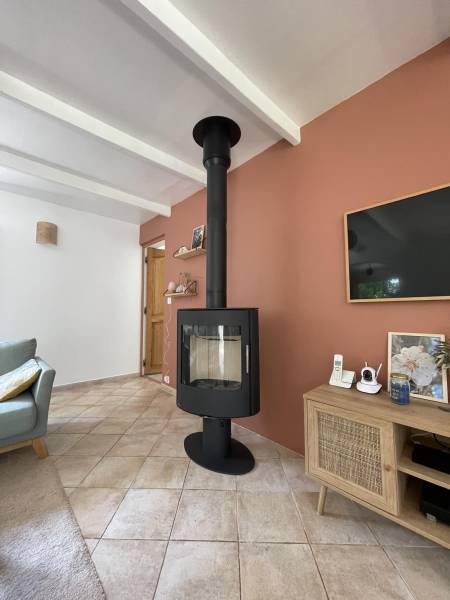 Pose de poêle à bois de qualité sur Saint Maximin 83 VAR