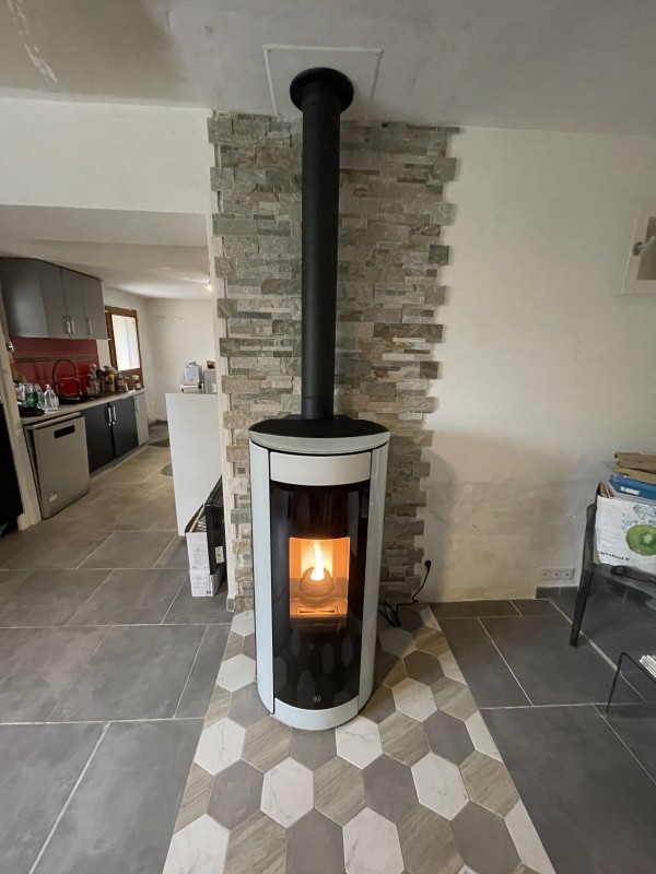 Poêles mixtes bi fuel ou hybride comment ça fonctionne ? 
installateur depuis 25 ans dans le Var 83