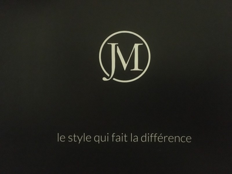 JM reverse poêle hybride mixte bois & granulés distribués par Atrier d’eco Saint Maximin dans le Var près de Brignoles 83 jollymec