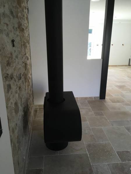 Installation d’un poêle à bois Rocal près de Brignoles dans le Var