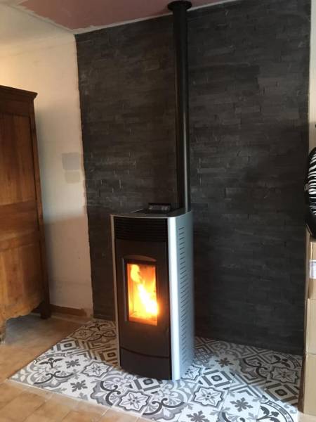 Fonctionnement poeles à granulés dans le VAR 83136